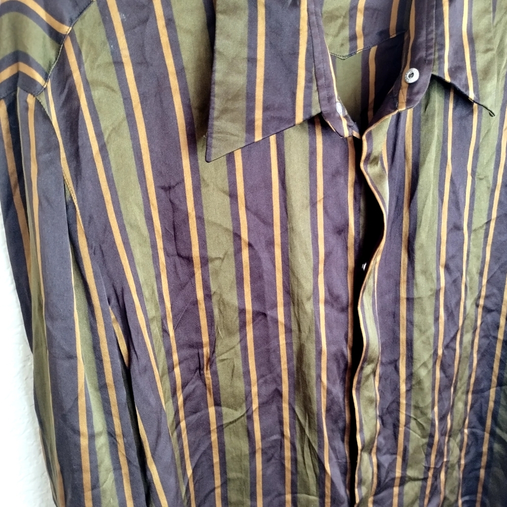 Hugo Boss Silk Relaxed Fit Button Down Shirt Sz Xl - Picture 2 of 8